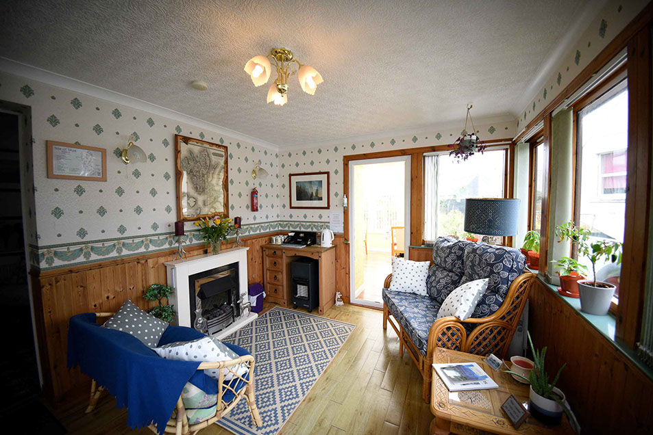 Grenitote Bed and Breakfast Accommodation guest lounge in Portree