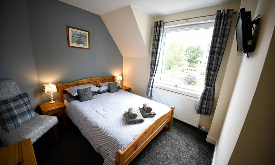 Grenitote Bed and Breakfast in Portree contains King Size Double Beds